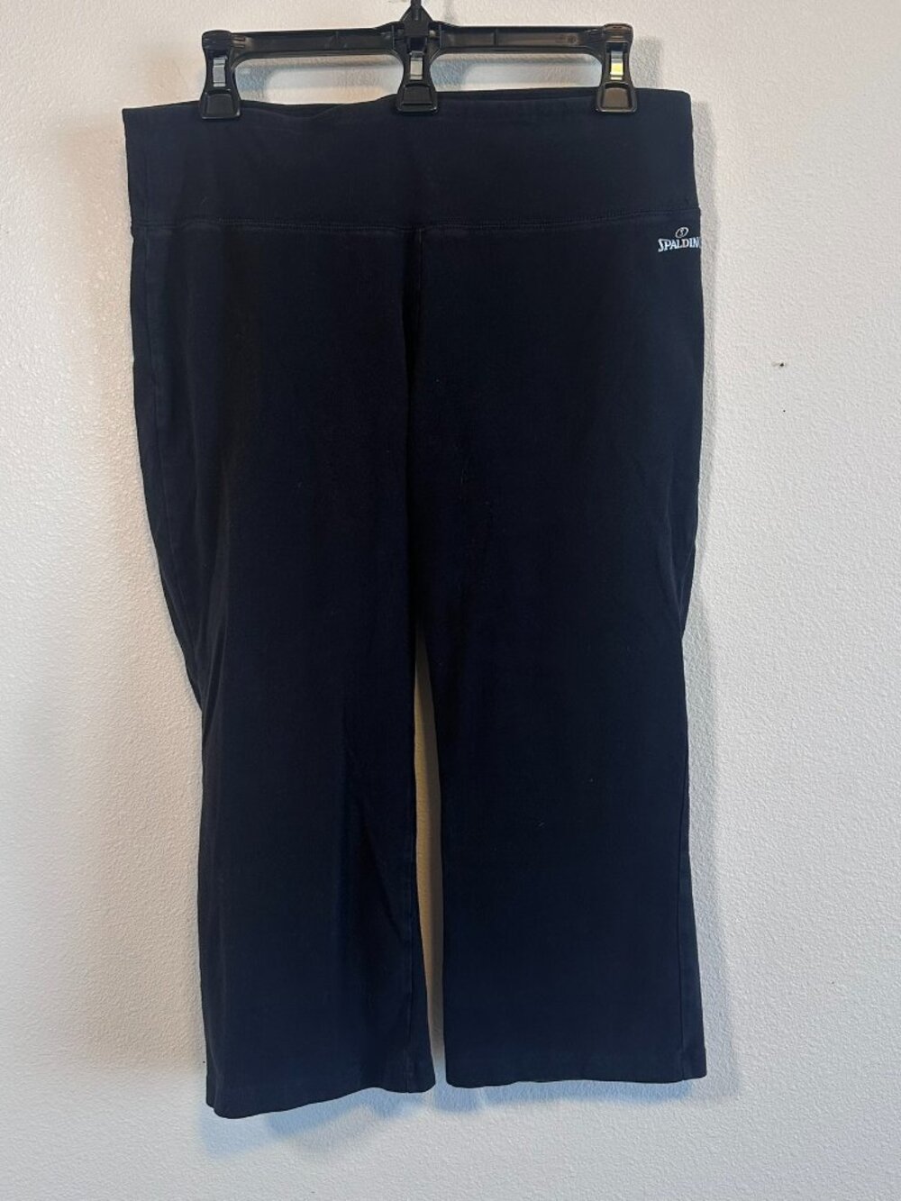 Spalding black capri legging